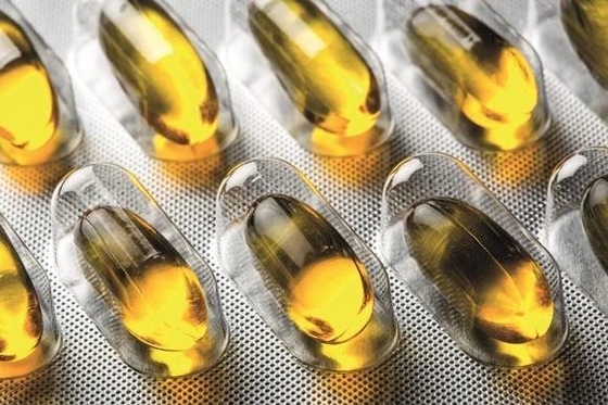 500mg Kadın Sağlığı Kapsülleri Doğal Çuha Çiçeği Yağı Kapsülü Menstrüasyonu İyileştirir